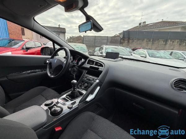 PEUGEOT 3008  1.6 HDi 112ch FAP Business
