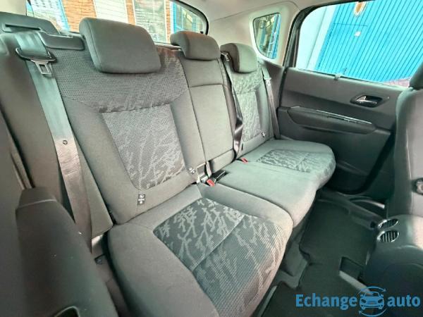 PEUGEOT 3008  1.6 HDi 112ch FAP Business