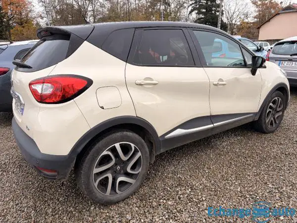 RENAULT CAPTUR TCE 90 Intens
