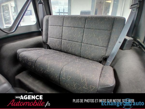 Jeep WRANGLER 1 4.0i 12V L6 SAHARA BVM5