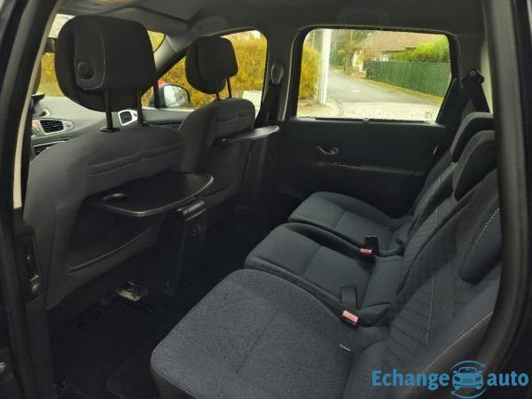 RENAULT MEGANE SCENIC  DCI 110 FAP ECO2 7 places