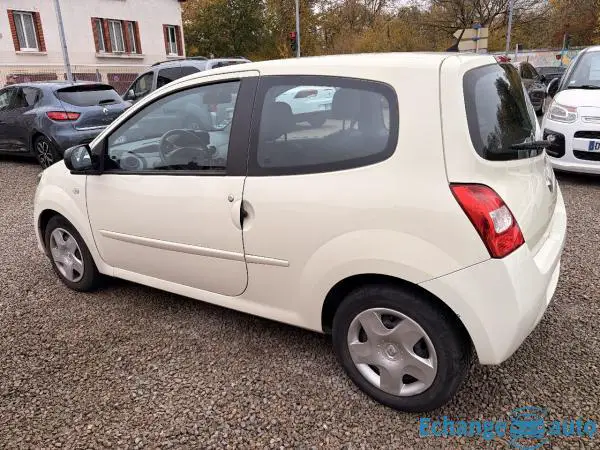 RENAULT TWINGO II 1.2i 75ch Rip Curl