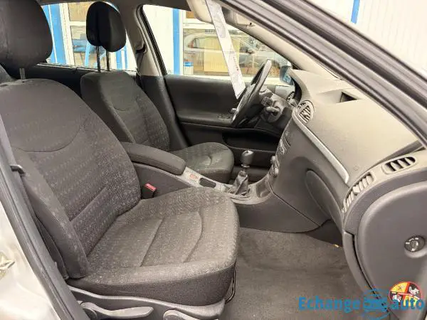 RENAULT LAGUNA II 1.9 DCI 95 Expression