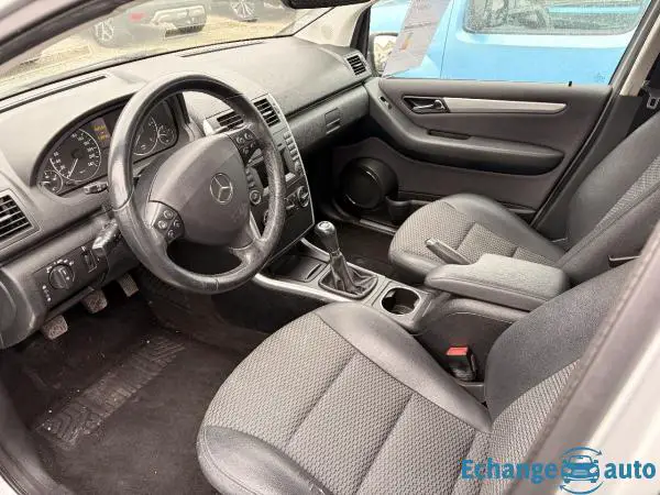 MERCEDES CLASSE A 180 CDI Avantgarde