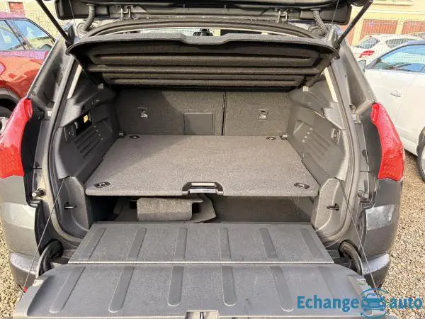 PEUGEOT 3008 2.0 HDI 150 FAP Féline