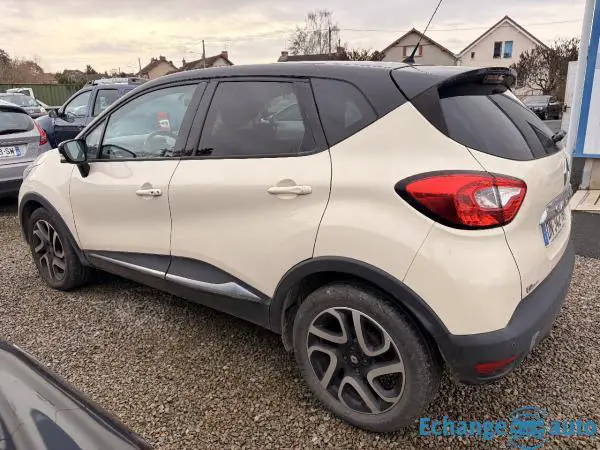 RENAULT CAPTUR TCE 90 Intens