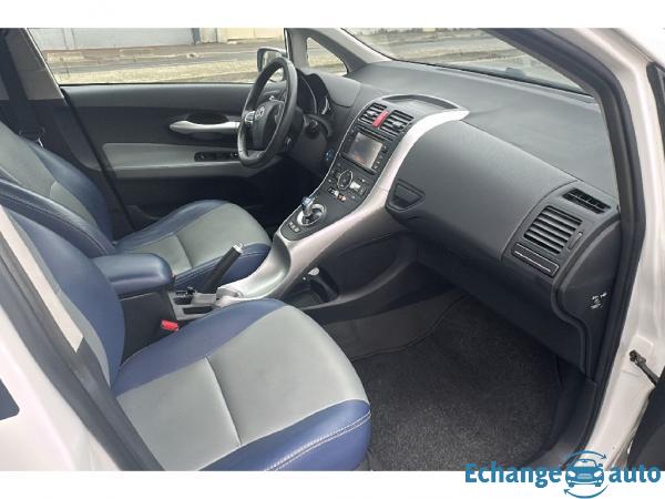 TOYOTA AURIS Hybride 136h Style