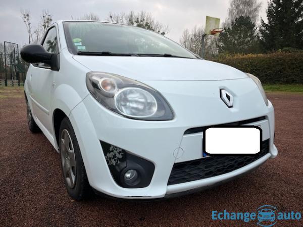 RENAULT TWINGO II 1.2 16v 75 eco2 NightetDay