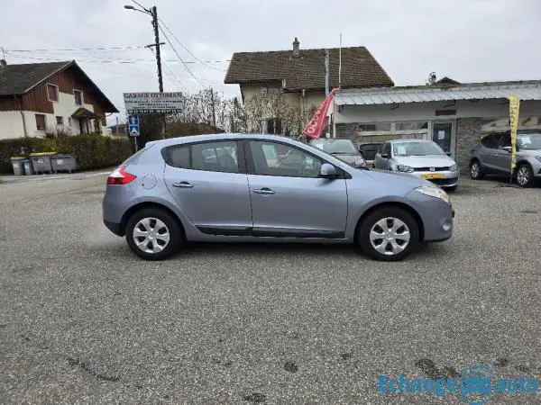 RENAULT MEGANE III dCi 85 Authentique108000 kms