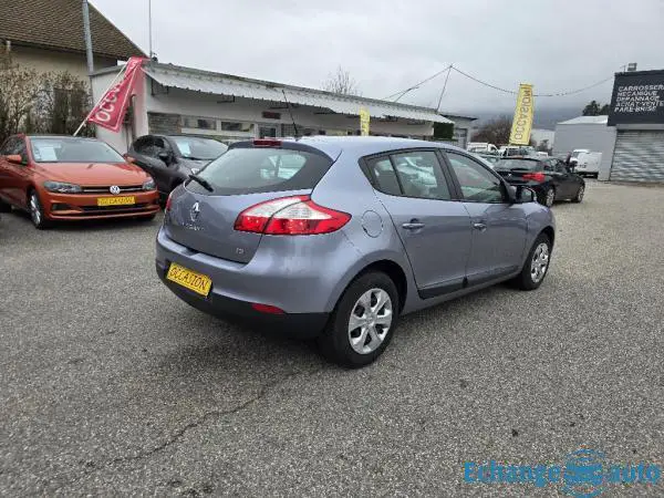 RENAULT MEGANE III dCi 85 Authentique108000 kms