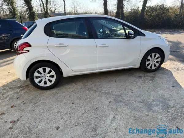 PEUGEOT 208 208 1.2 PureTech 68ch BVM5 Like