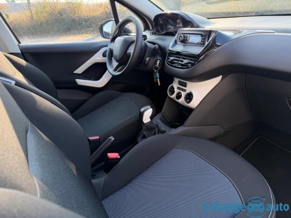 PEUGEOT 208 208 1.2 PureTech 68ch BVM5 Like
