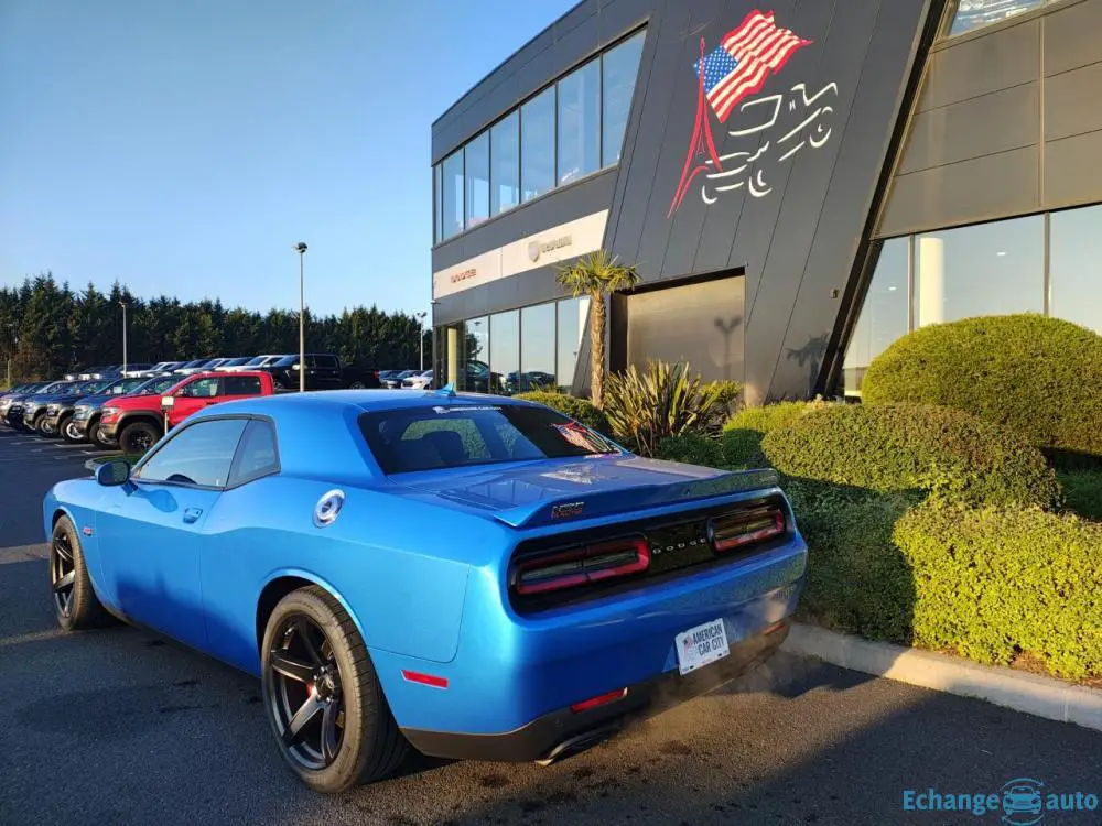 DODGE CHALLENGER