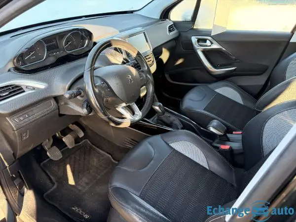 PEUGEOT 2008 1.6 HDI 100 Allure