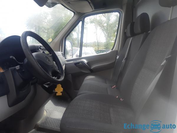 MERCEDES SPRINTER SPRINTER CHASSIS DBLE CAB 211 CDI 37 4X2 3.0T 