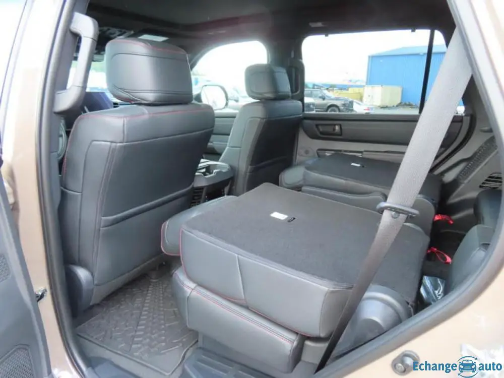 TOYOTA SEQUOIA