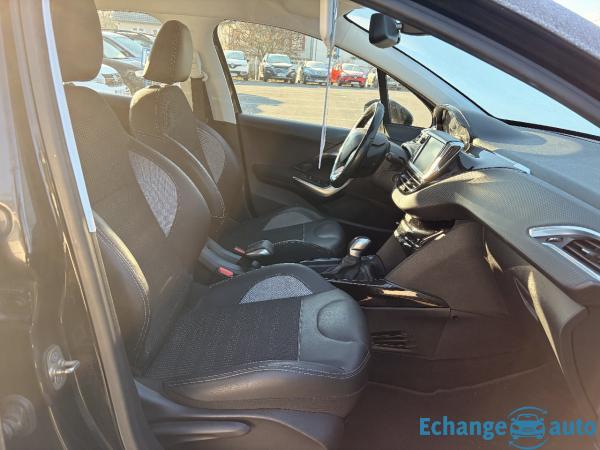 PEUGEOT 2008 1.6 HDI 100 Allure