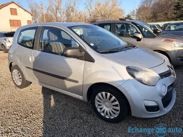 RENAULT TWINGO II 1.2i 75ch Life