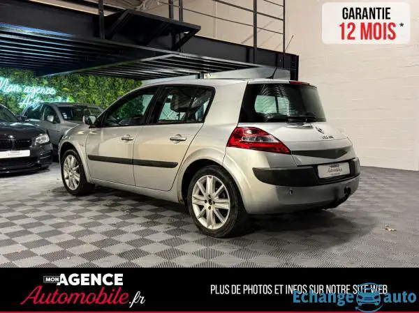 Renault MEGANE II HATCHBACK 1.6 111