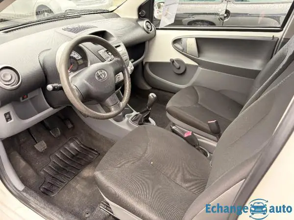 TOYOTA AYGO 1.0 VVT-i 