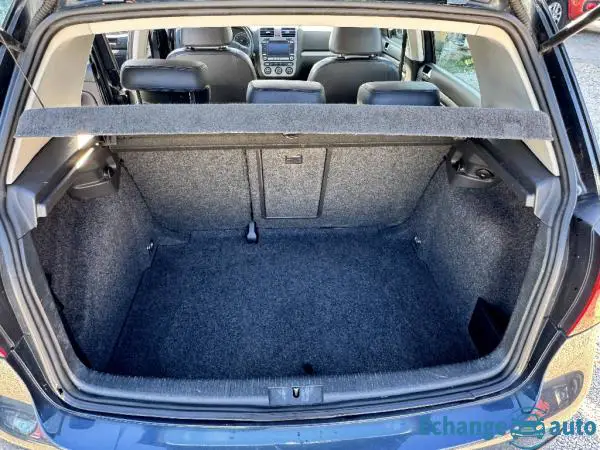 VOLKSWAGEN GOLF 1.4 16S TSI 140 Confortline