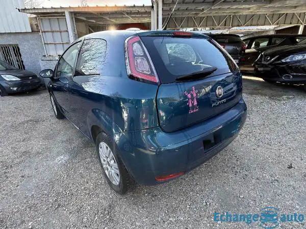 FIAT PUNTO 1.2 8V 69 Pop