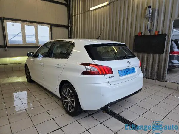 PEUGEOT 308 1.6 e-HDi 115cv Allure