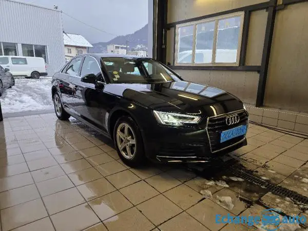 AUDI A4 2.0 TDI 150 S tronic 7 Business Line
