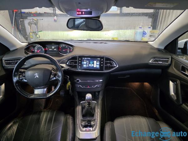 PEUGEOT 308 1.6 e-HDi 115cv Allure