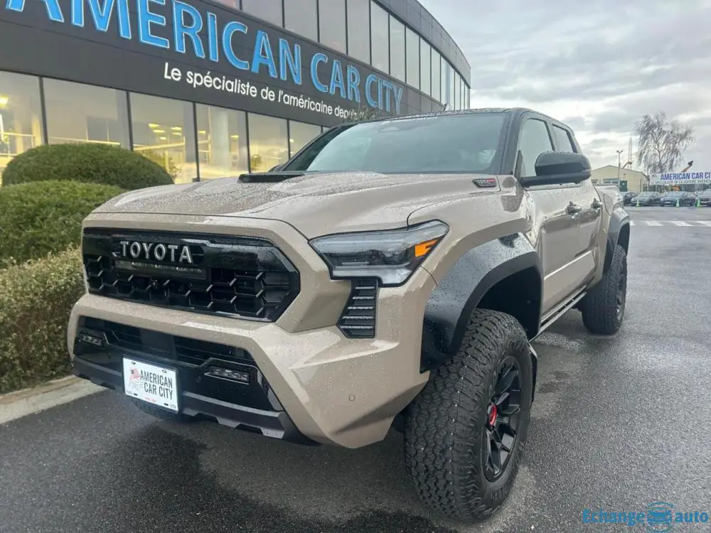 TOYOTA TACOMA
