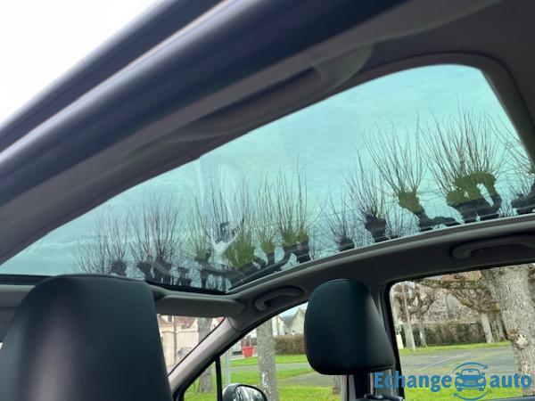 PEUGEOT 308 1.6 HDi 112ch FAP BVM6 Féline