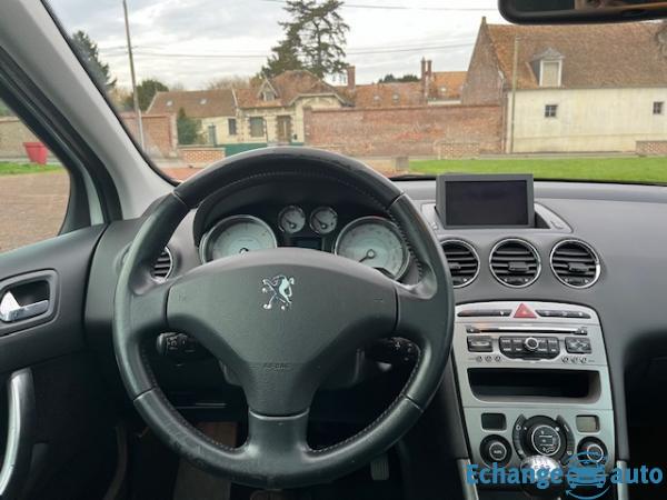 PEUGEOT 308 1.6 HDi 112ch FAP BVM6 Féline
