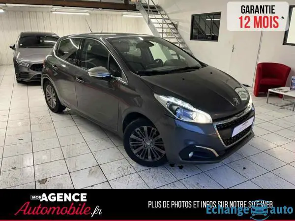 Peugeot 208 1.2i 110ch BOITE AUTO - DISTRI NEUVE