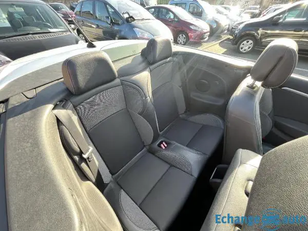 RENAULT MEGANE III CC 1.9 DCI 130 Dynamique