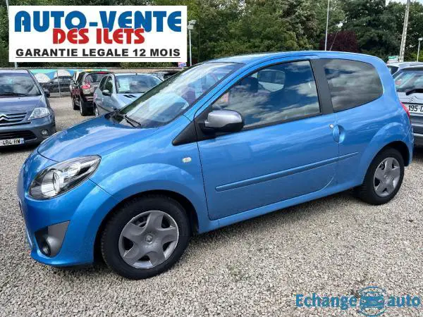 RENAULT TWINGO II 1.2i 75ch NightetDay