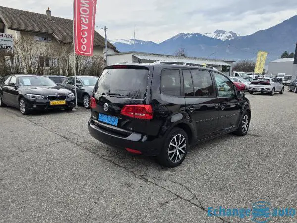 VOLKSWAGEN TOURAN 1.6TDI 105cv Confortline 1°main