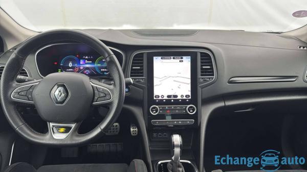 RENAULT MEGANE IV BERLINE Mégane IV Berline TCe 140 EDC FAP - 21B R.S. Line