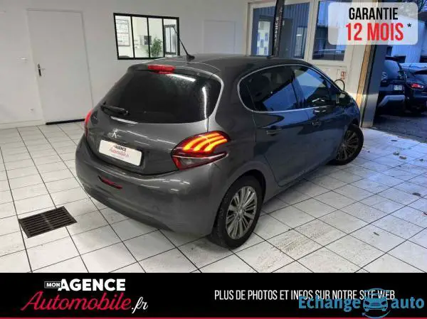 Peugeot 208 1.2i 110ch BOITE AUTO