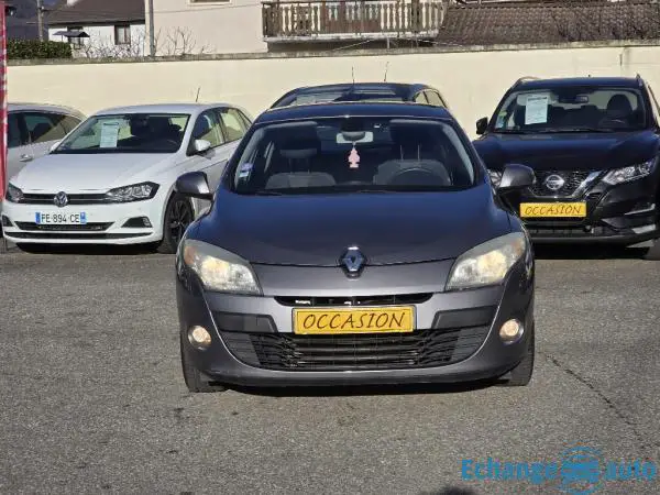 RENAULT MEGANE III TCE 130cv Dynamique