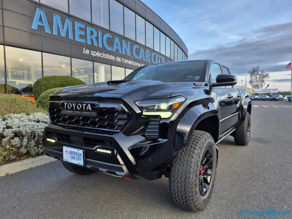 TOYOTA TACOMA