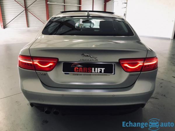 Jaguar XE 2.0 180 PURE GARANTIE 6 MOIS