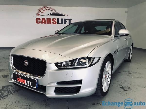 Jaguar XE 2.0 180 PURE GARANTIE 6 MOIS