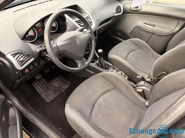 PEUGEOT 206+ 1.4 HDI 70 Urban