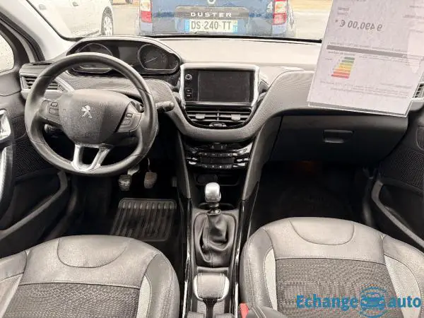 PEUGEOT 2008 1.6 HDI 115 Allure