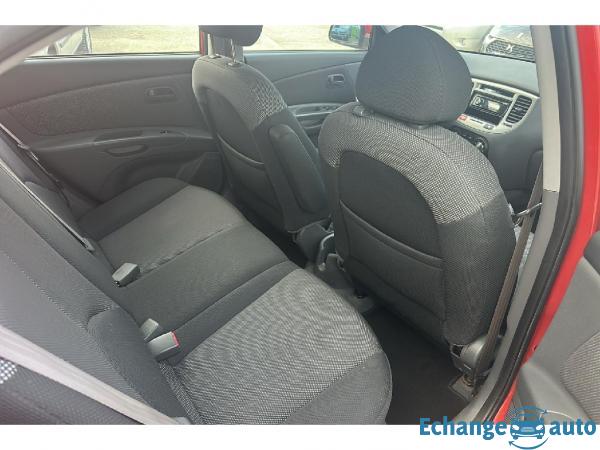 KIA RIO 1.4L LX BVA
