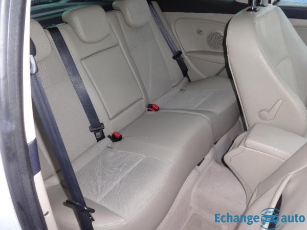 RENAULT MEGANE III COUPE 1.9 DCI 130