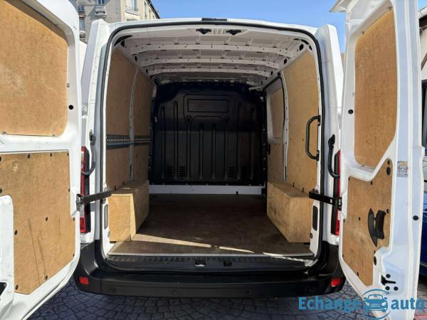 RENAULT MASTER FOURGON MASTER FGN TRAC F2800 L1H1 DCI 135 GRAND CONFORT