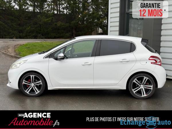 Peugeot 208 1.6 E-HDi FAP 92 Ch JANTES VITRES TEINTEES ATTELAGE / GARANTIE 12 MOIS