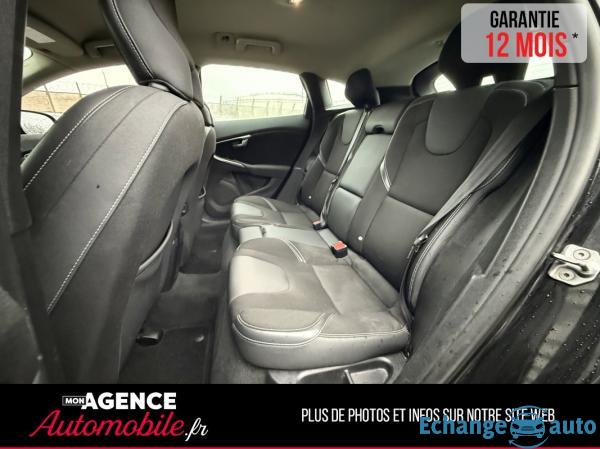 Volvo V40 D2 2.0 120 Ch 5 CYLINDRES MOMENTUM BUSINESS DISTRIBUTION 2024 / GARANTIE 12 MOIS