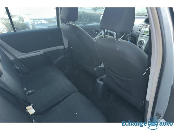 TOYOTA YARIS II Yaris 1.3 - 87 VVT-i BVA